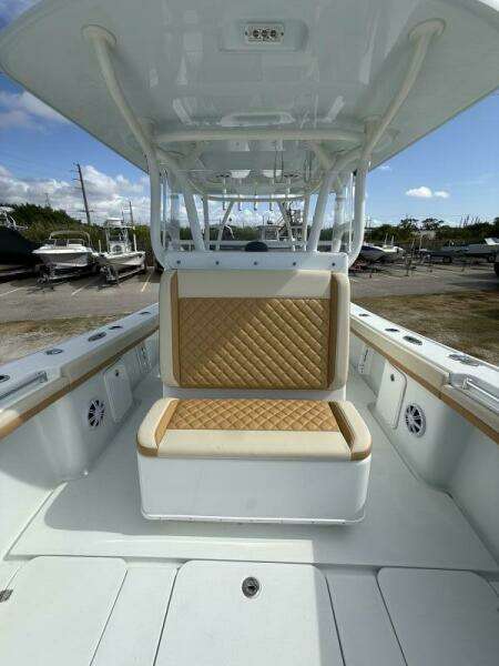 32ft Yellowfin Yacht For Sale