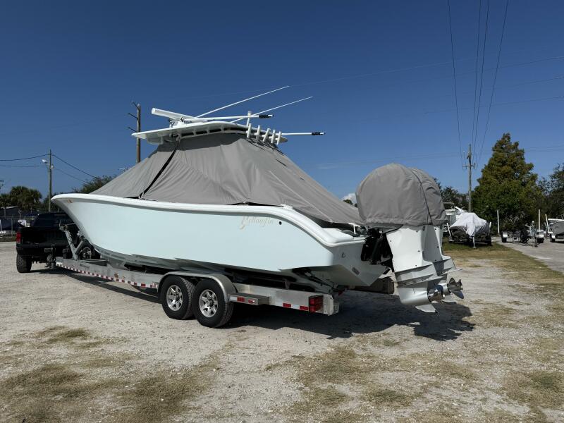 32' 2018 Yellowfin 