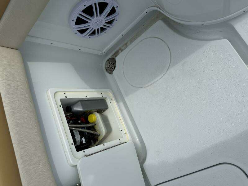 32ft Yellowfin Yacht For Sale