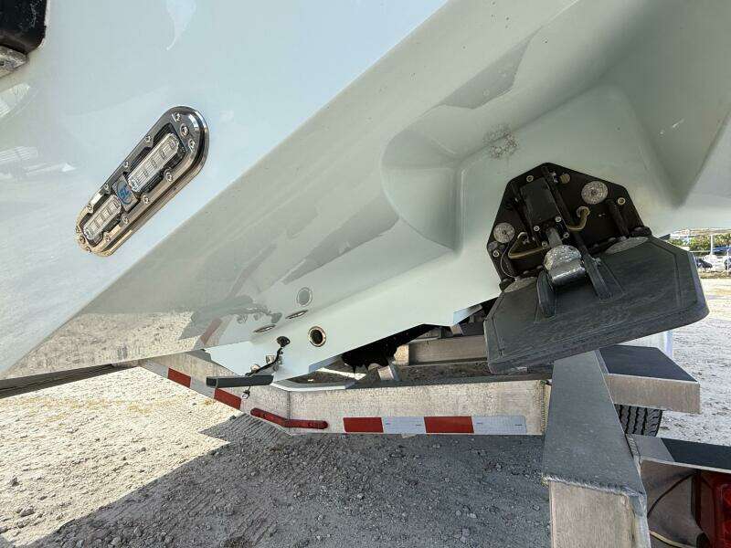 32ft Yellowfin Yacht For Sale