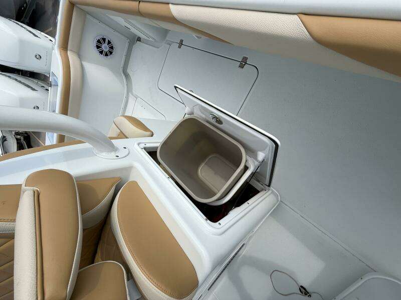 32ft Yellowfin Yacht For Sale