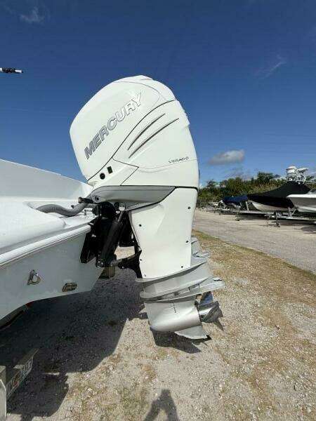 32ft Yellowfin Yacht For Sale