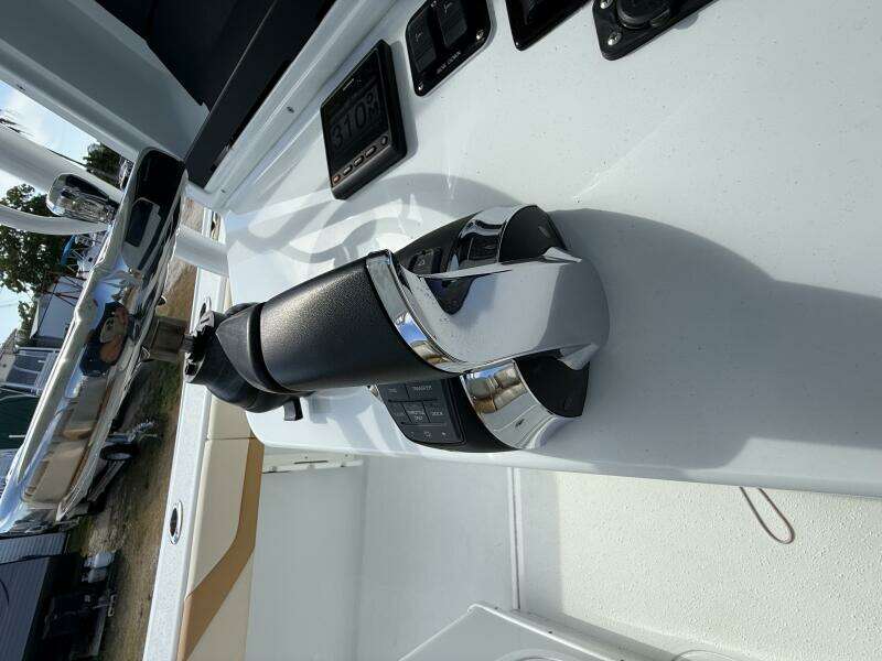 32ft Yellowfin Yacht For Sale