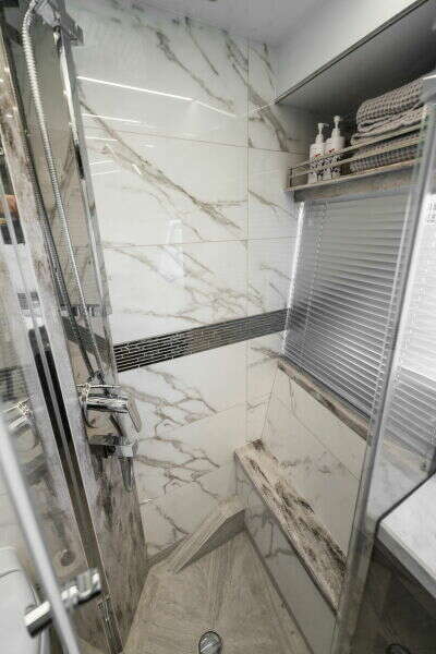 72ft Galeon Yacht For Sale