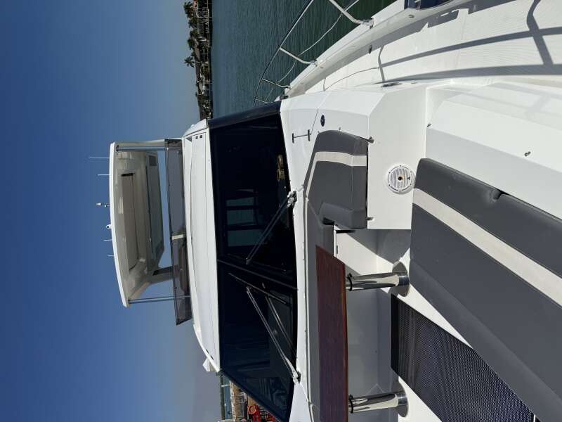 72ft Galeon Yacht For Sale