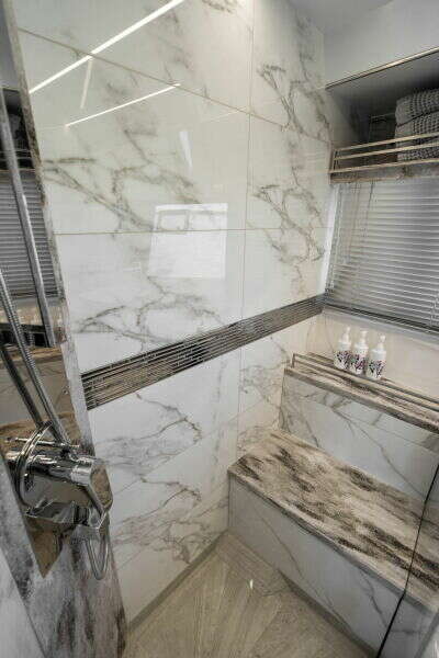 72ft Galeon Yacht For Sale