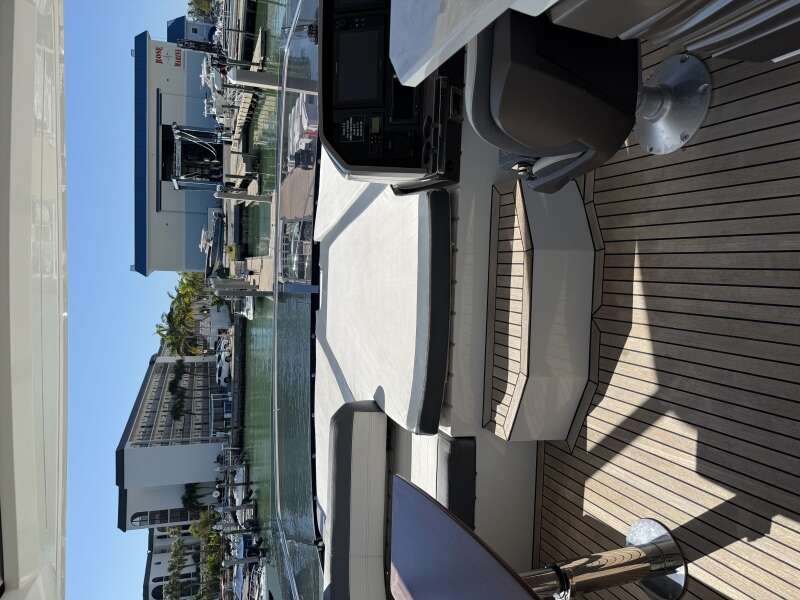 72ft Galeon Yacht For Sale
