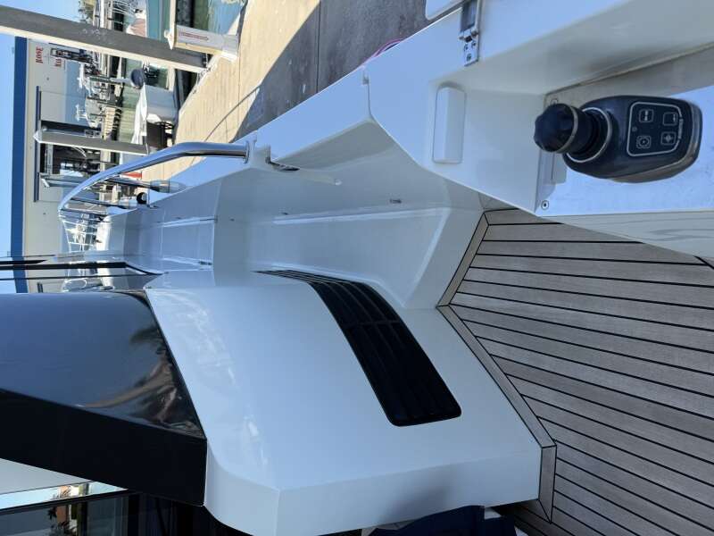 72ft Galeon Yacht For Sale