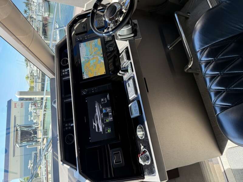 72ft Galeon Yacht For Sale