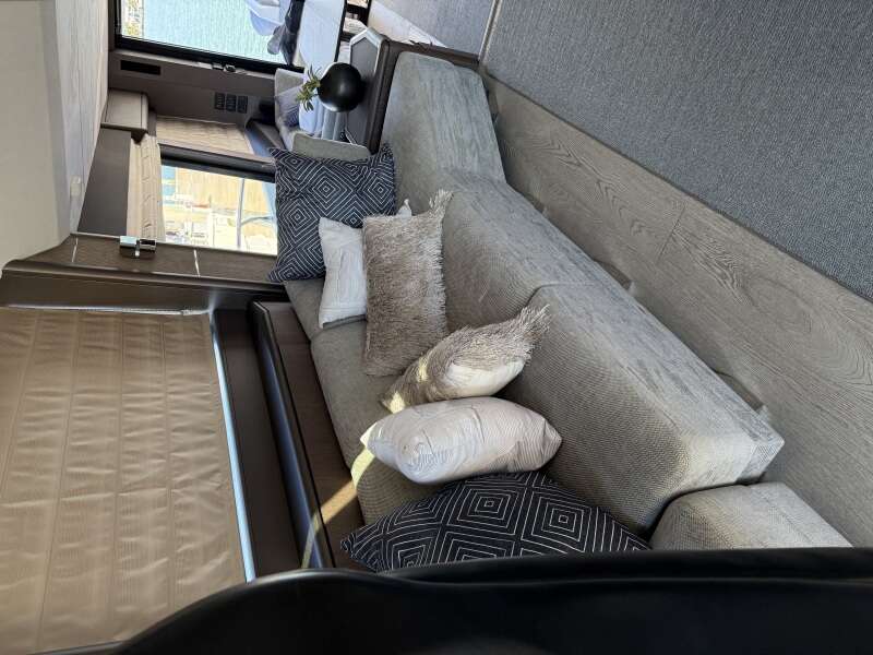 72ft Galeon Yacht For Sale