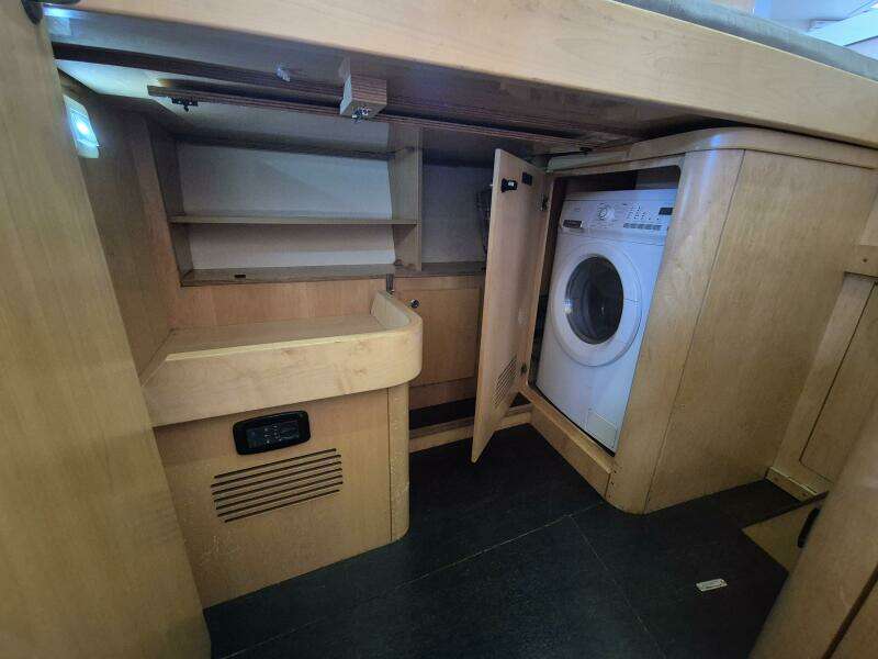 Elvira 51ft Feeling Yacht For Sale