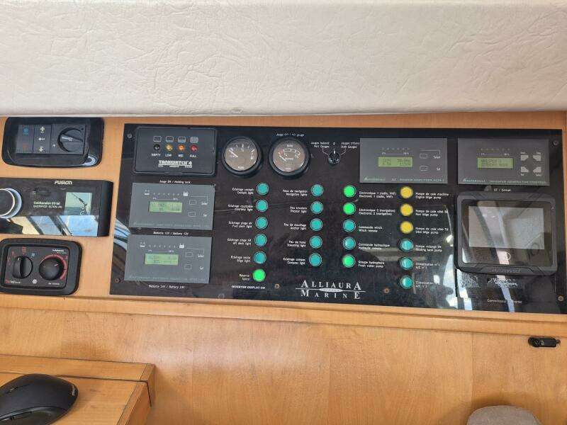 Elvira 51ft Feeling Yacht For Sale