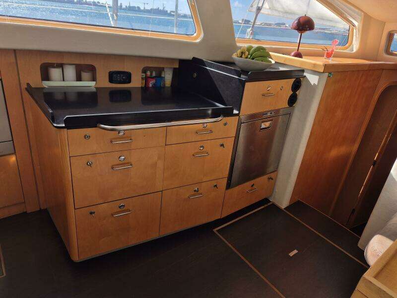 Elvira 51ft Feeling Yacht For Sale