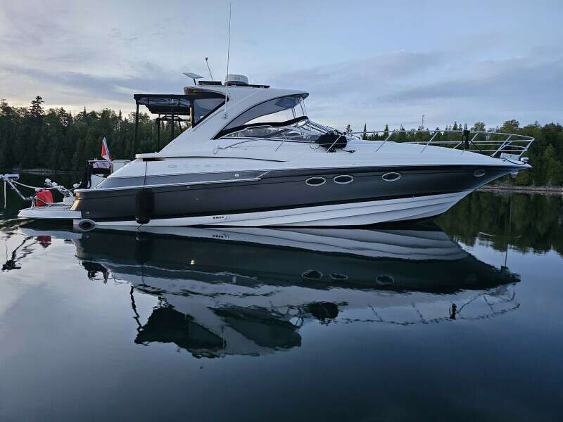 44ft Regal Yacht For Sale