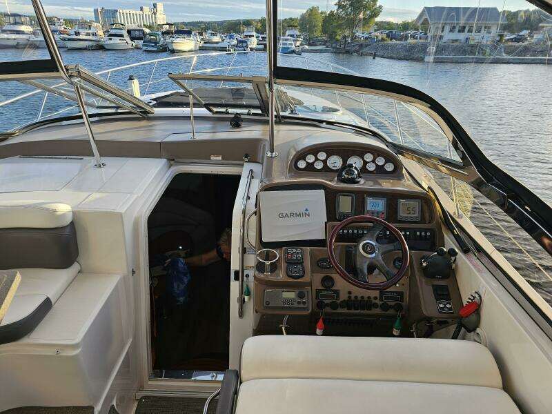 44ft Regal Yacht For Sale