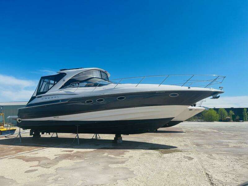 44ft Regal Yacht For Sale