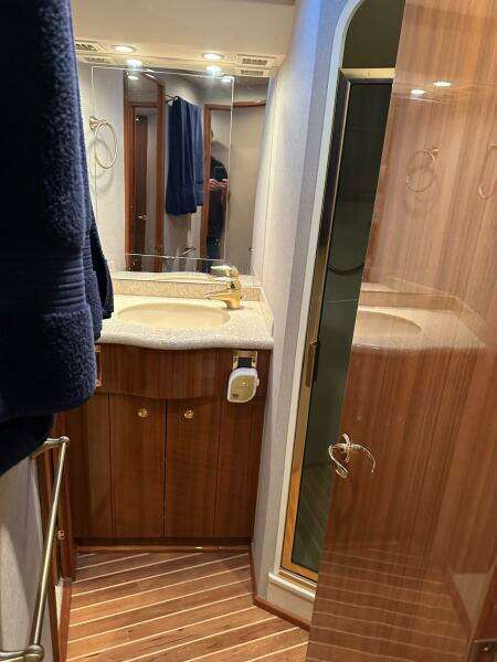 Viking 45 CAPT BAB - Master Head