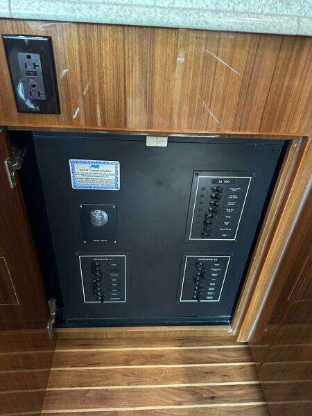 Viking 45 CAPT BAB - Salon - Salon