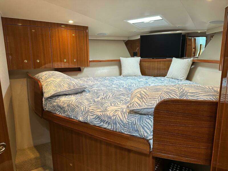 Viking 45 CAPT BAB - Master Stateroom