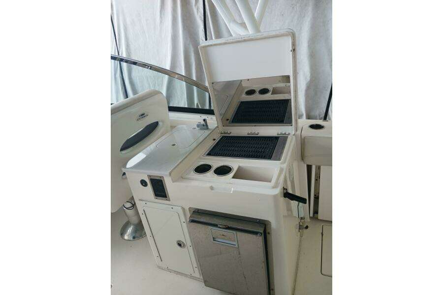 28ft Cobia Yacht For Sale