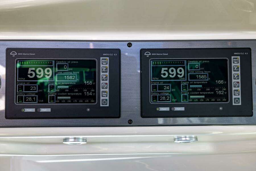 JOB SITE 60ft Sea Ray Yacht For Sale