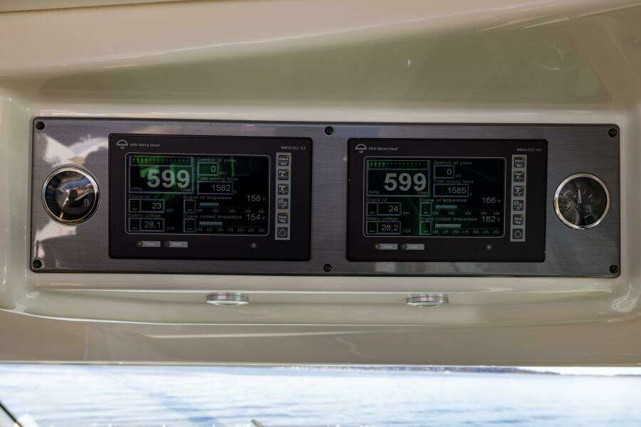 JOB SITE 60ft Sea Ray Yacht For Sale