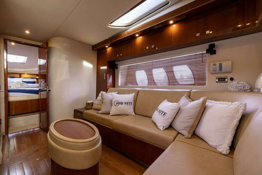 JOB SITE 60ft Sea Ray Yacht For Sale