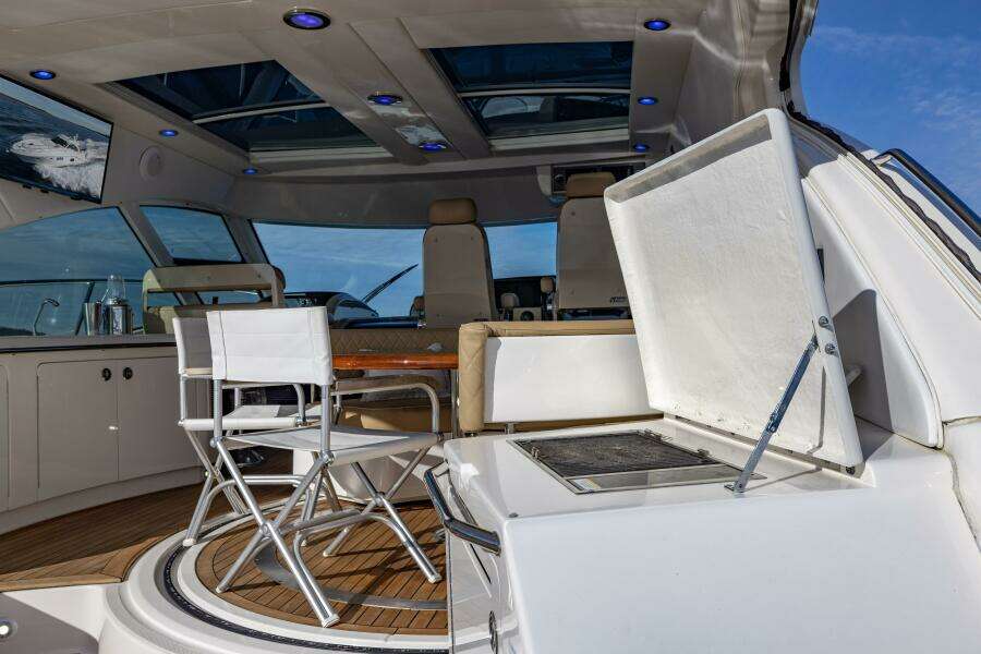 JOB SITE 60ft Sea Ray Yacht For Sale