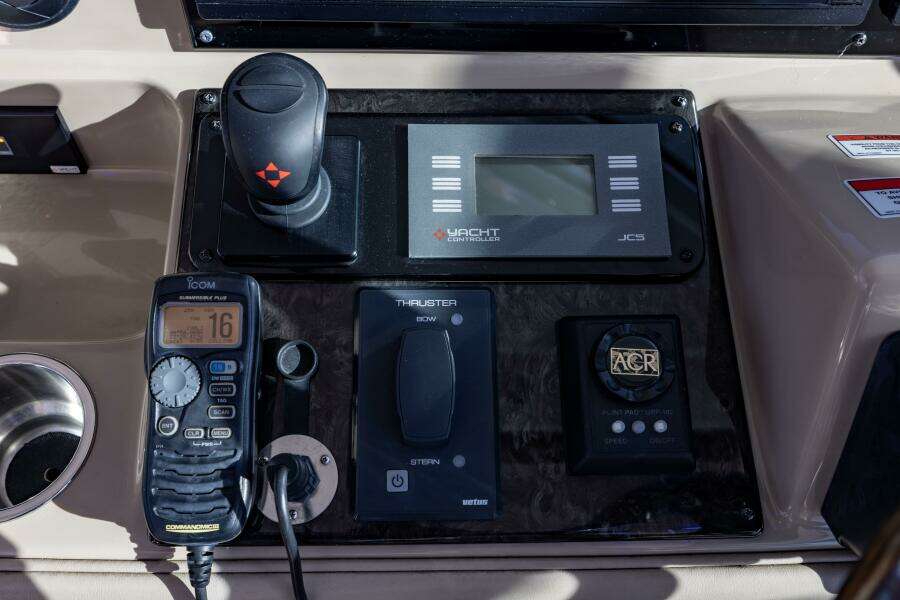 JOB SITE 60ft Sea Ray Yacht For Sale