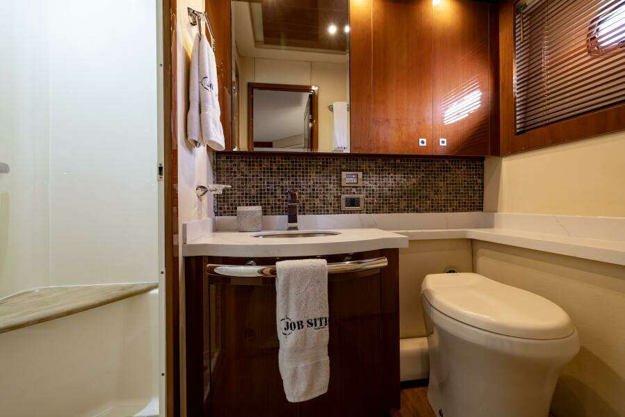 JOB SITE 60ft Sea Ray Yacht For Sale