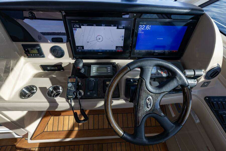 JOB SITE 60ft Sea Ray Yacht For Sale