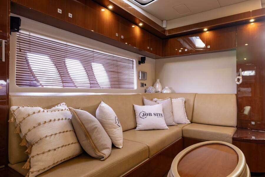 JOB SITE 60ft Sea Ray Yacht For Sale