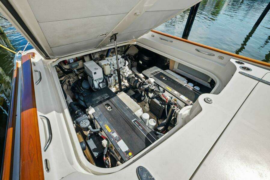 CAPRI 38ft Hinckley Yacht For Sale