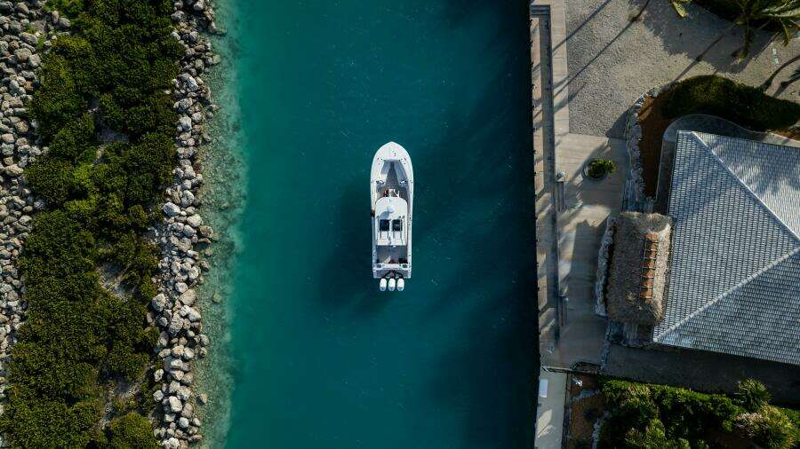 380 CC Adventure 38ft Tidewater Yacht For Sale