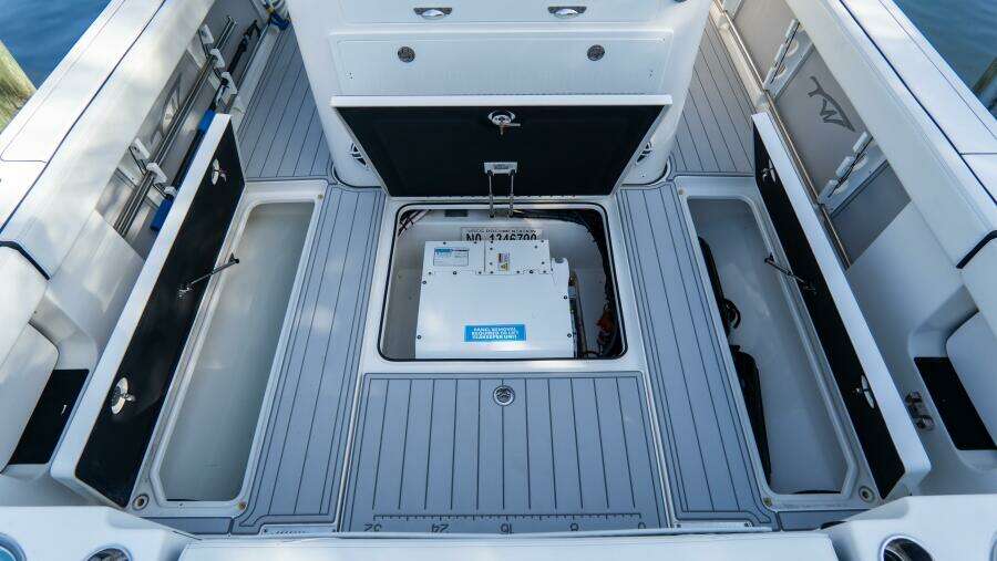 380 CC Adventure 38ft Tidewater Yacht For Sale