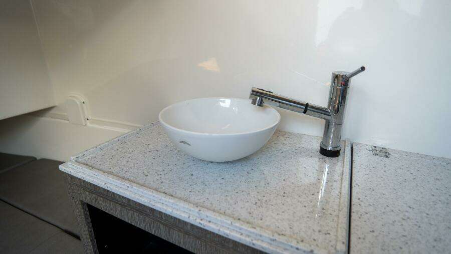 380 CC Adventure 38ft Tidewater Yacht For Sale