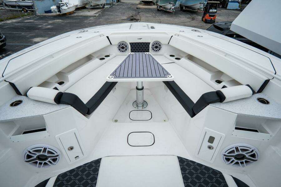 380 CC Adventure 38ft Tidewater Yacht For Sale