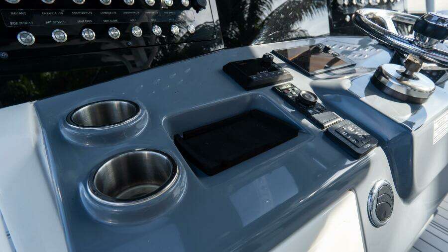 380 CC Adventure 38ft Tidewater Yacht For Sale