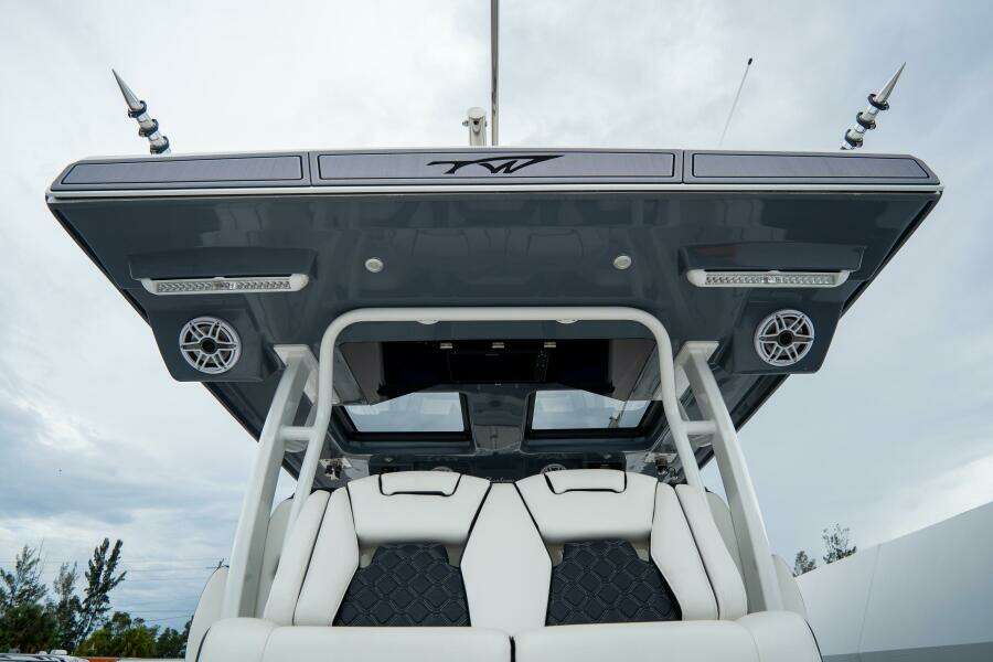 380 CC Adventure 38ft Tidewater Yacht For Sale