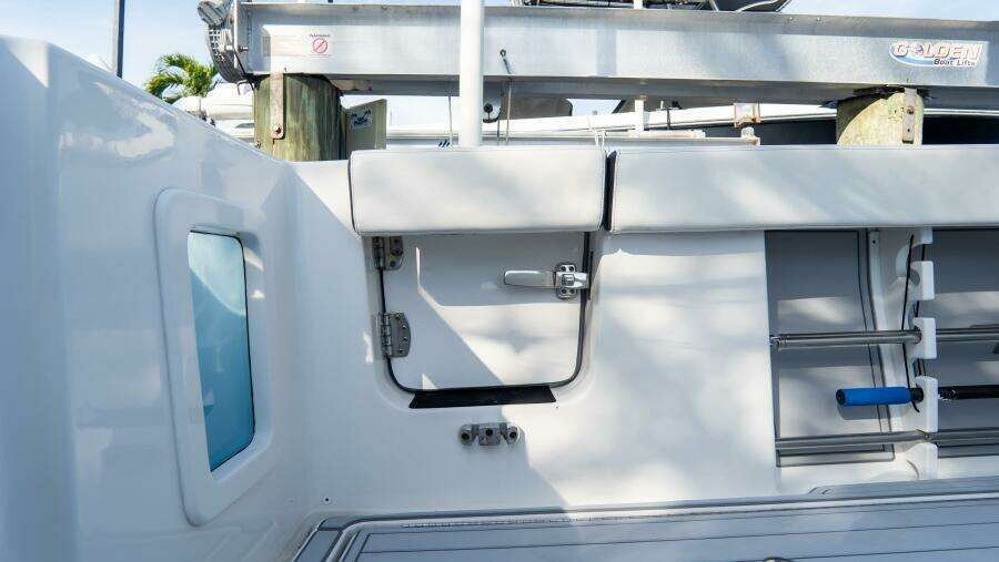 380 CC Adventure 38ft Tidewater Yacht For Sale