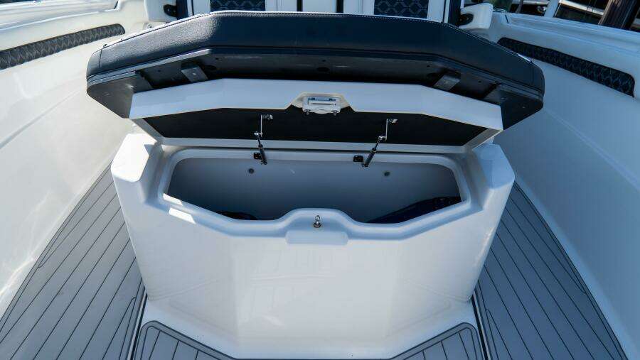 380 CC Adventure 38ft Tidewater Yacht For Sale