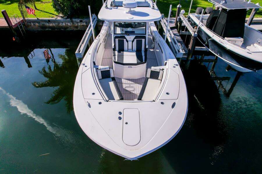 380 CC Adventure 38ft Tidewater Yacht For Sale