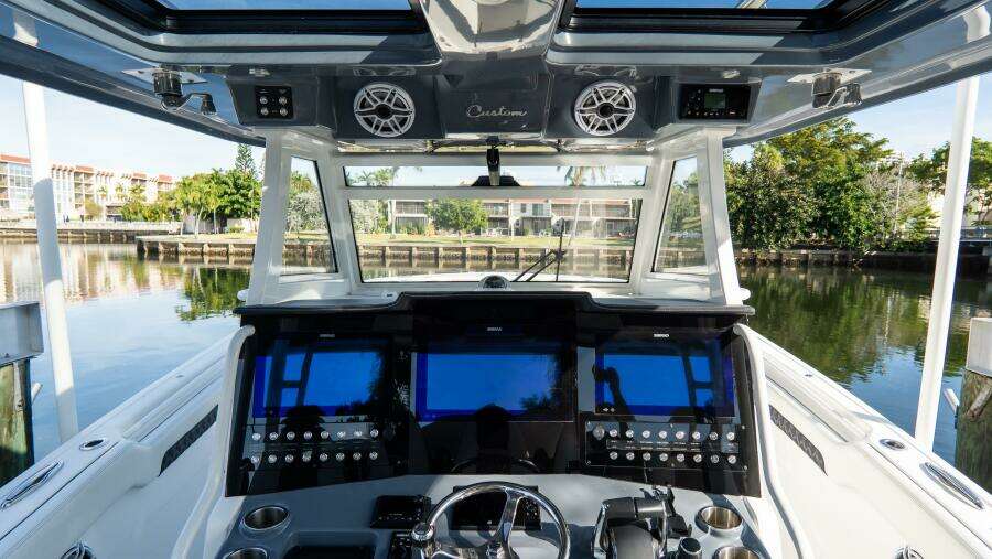 380 CC Adventure 38ft Tidewater Yacht For Sale