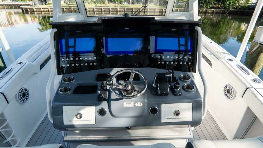 380 CC Adventure 38ft Tidewater Yacht For Sale