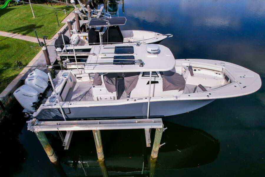 380 CC Adventure 38ft Tidewater Yacht For Sale