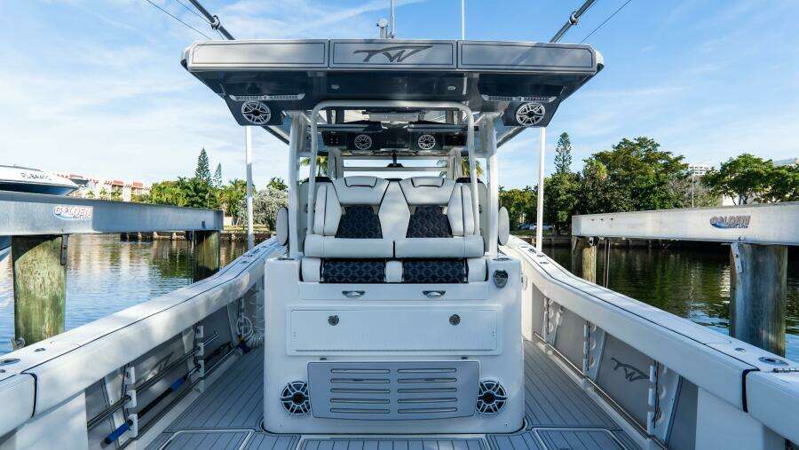 380 CC Adventure 38ft Tidewater Yacht For Sale