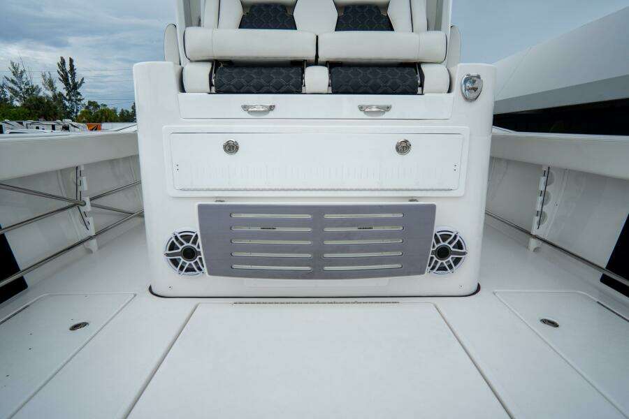 380 CC Adventure 38ft Tidewater Yacht For Sale