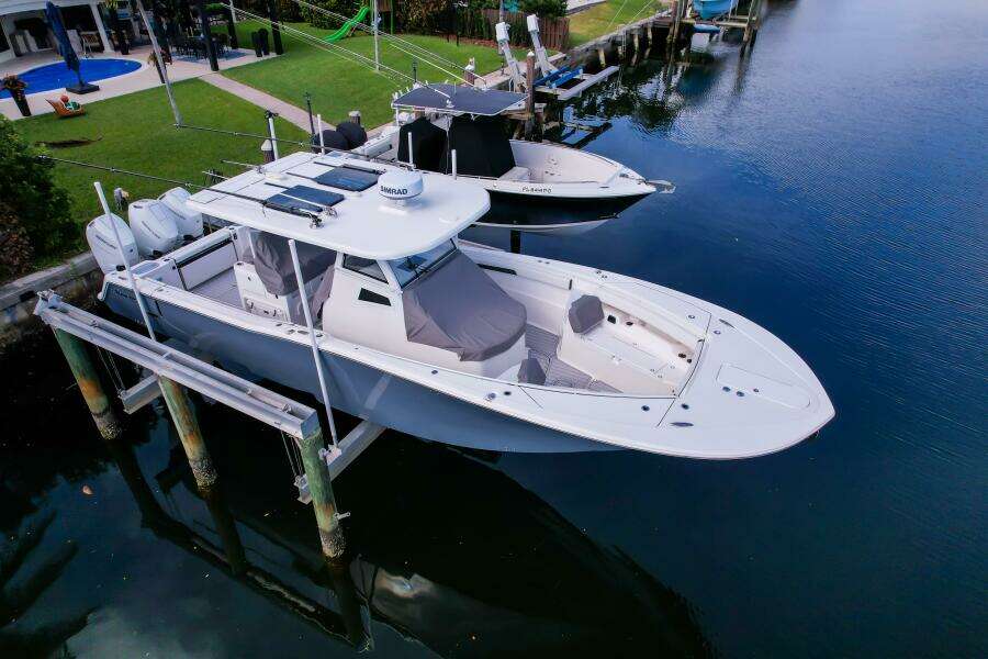 380 CC Adventure 38ft Tidewater Yacht For Sale