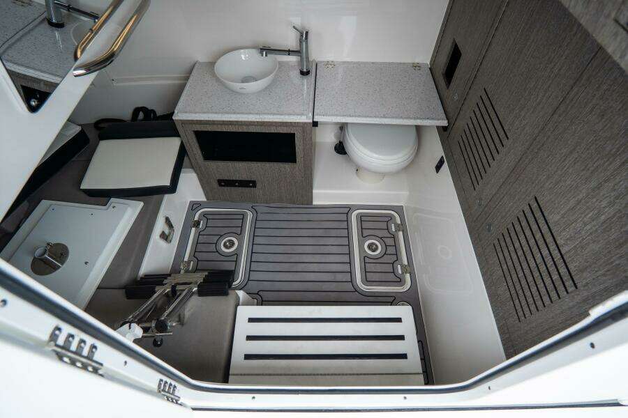 380 CC Adventure 38ft Tidewater Yacht For Sale