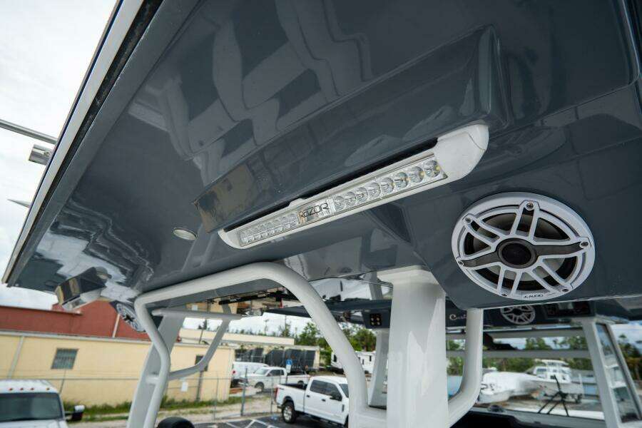 380 CC Adventure 38ft Tidewater Yacht For Sale